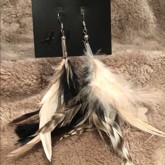 H&M Jewelry - Feather earrings H&M Jewelry - Feather earrings